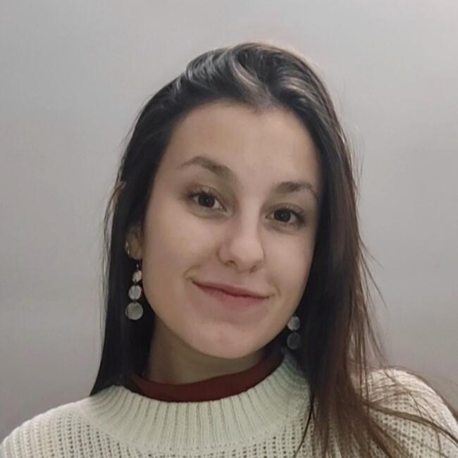 Canguro en Coslada: Claudia