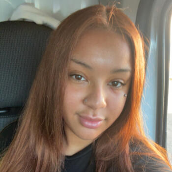 Baby-sitter Montreuil: Shirel
