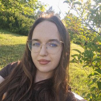 Babysitter in Botoșani: Alexandra