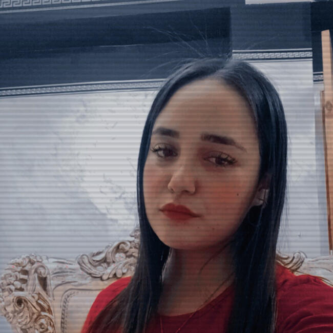 مربية أطفال في سعيدة: Samia