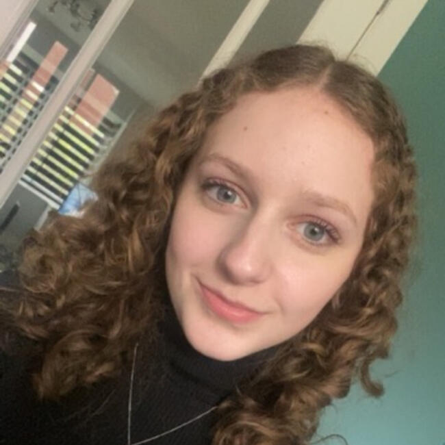 Babysitter in Grimsby: Grace