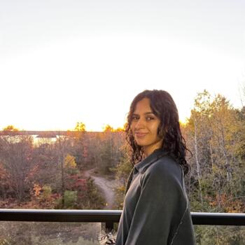 Baby-sitter in Brampton: Nimrit