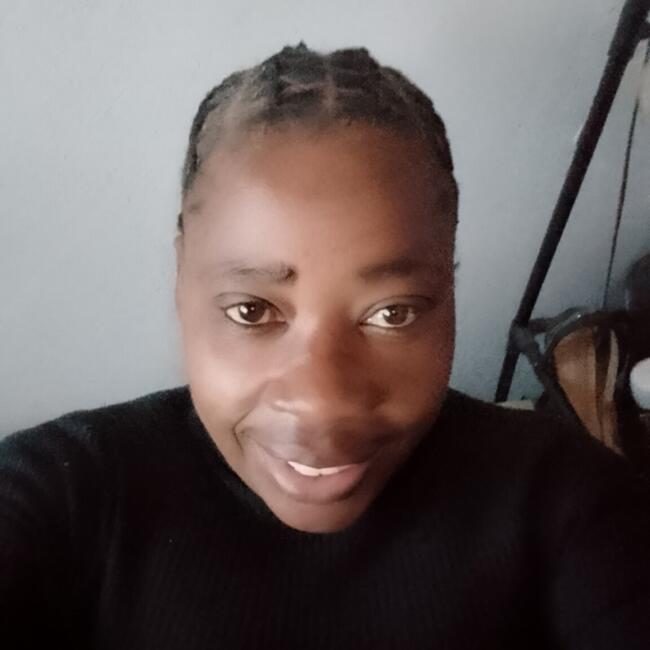 Babysitter in Harare: Naume