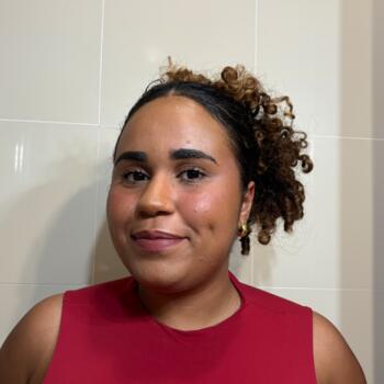 Babysitter in Pinhal Novo: Bruna