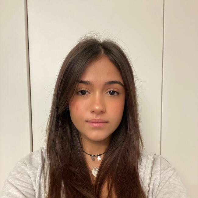 Babysitter in Bollate: Ilaria