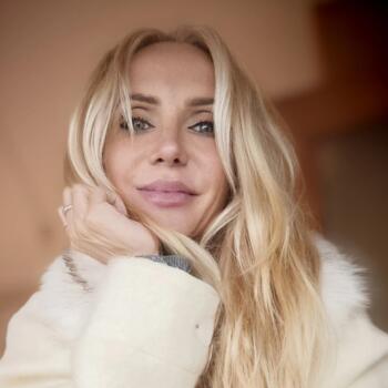 Babysitter in Evora: Alexandra Grave