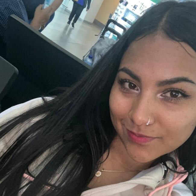 Canguro en Elche: Valentina