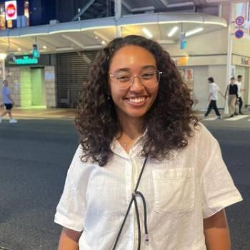 Babysitter in Rennes: Carin