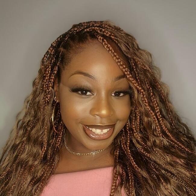 Babysitter in Waterloo: Ebony
