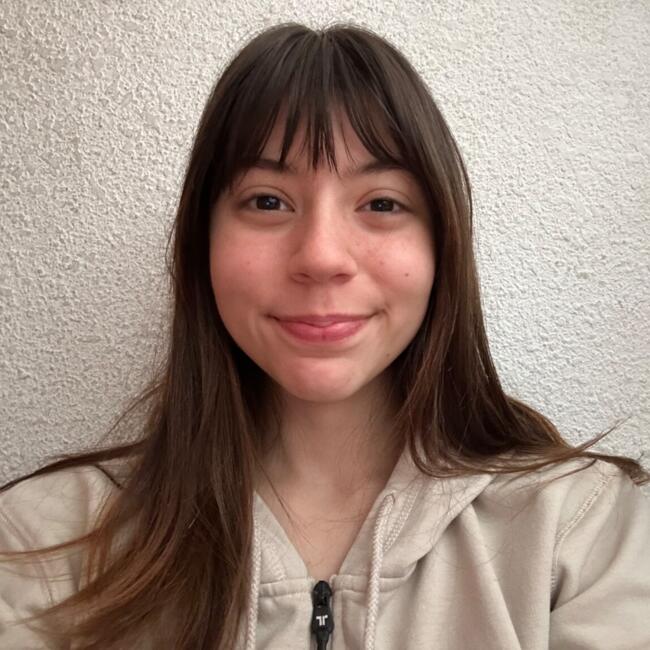 Babysitter in Montevideo: Emilia