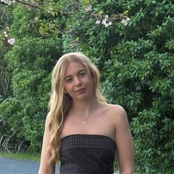 Babysitter in Tauranga: Opal