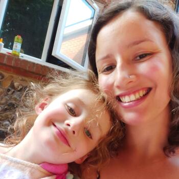 Babysitting job in Bognor Regis: babysitting job Cat
