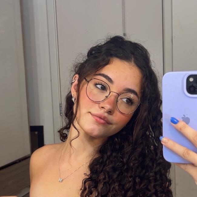 Babysitter in Contagem: Maria eduarda