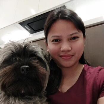 جليسة أطفال في أبوظبي: Sheryl