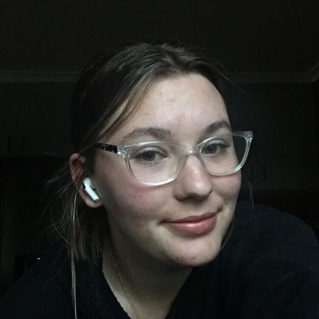 Babysitter in Devonport: Cara