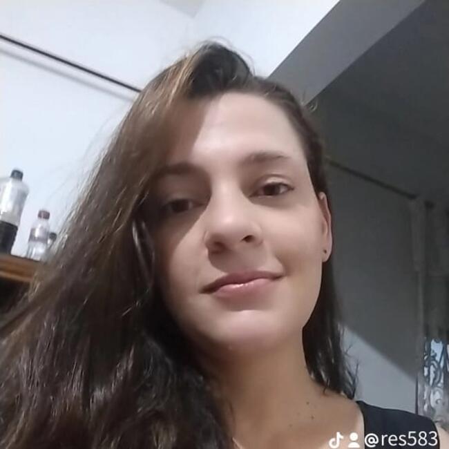 Babá em Ourinhos: Karine