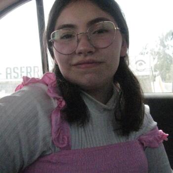 Babysitter in La Serena: Pía