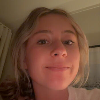 Babysitter Auckland: Lauren