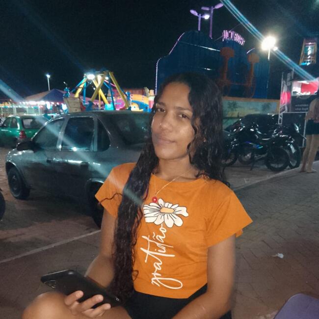 Babá em Fortaleza: Michaelly (Mikaelly)