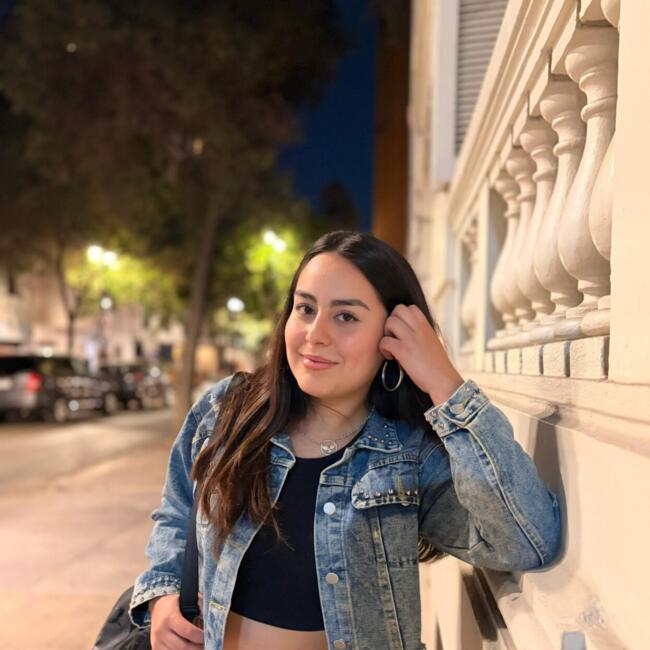 Babysitter in Santiago: Javiera