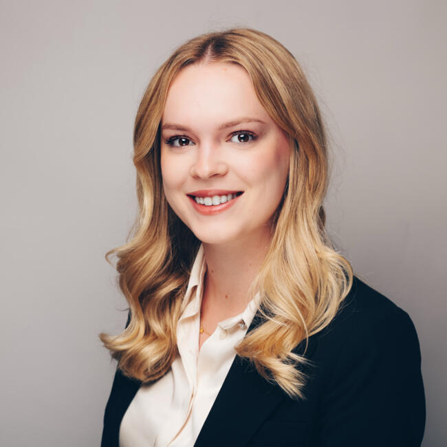 Babysitter in Biedermannsdorf: Kathi