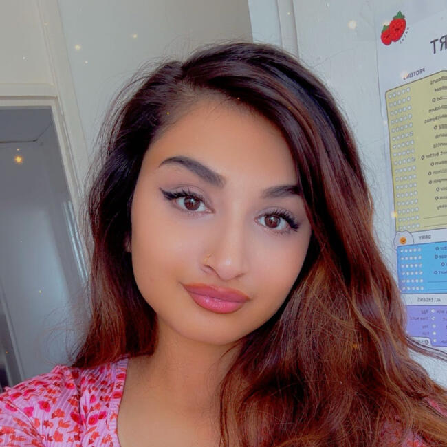 Babysitter in Ashton-under-Lyne: Fizza