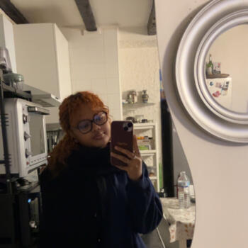 Babysitter in La Ville-du-Bois: Tsirofy