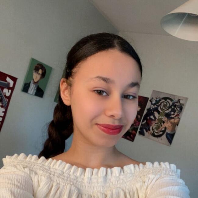 Babysitter in Rouen: Anaïs