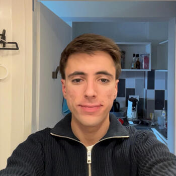 Babysitter in Clermont-Ferrand: Matthias