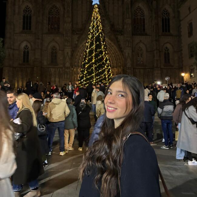 Canguro en El Vendrell: Nora
