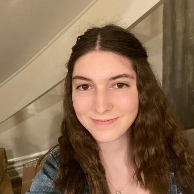 Babysitter in Thornhill (Ontario): Maya