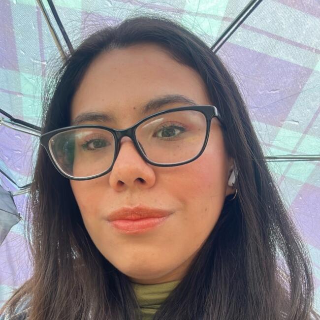 Babysitter in Toronto: Ana