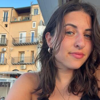 Baby-sitter in Saint-Gall: Nejda