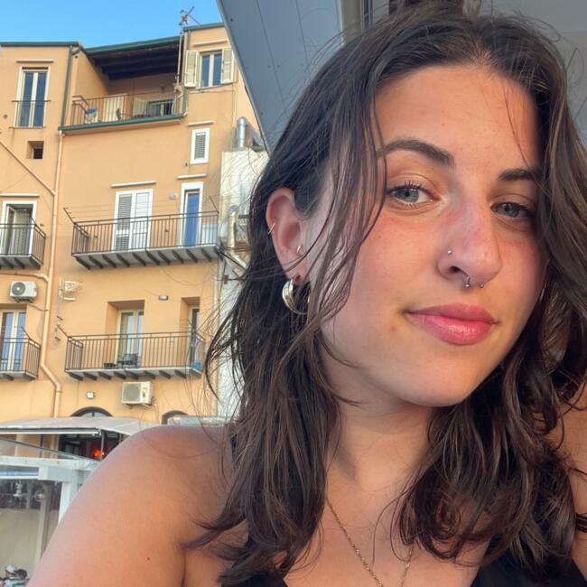 Babysitter in St. Gallen: Nejda