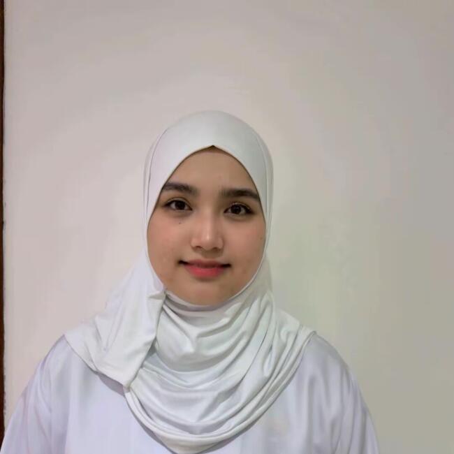 جليسة أطفال في الرياض: Rawana