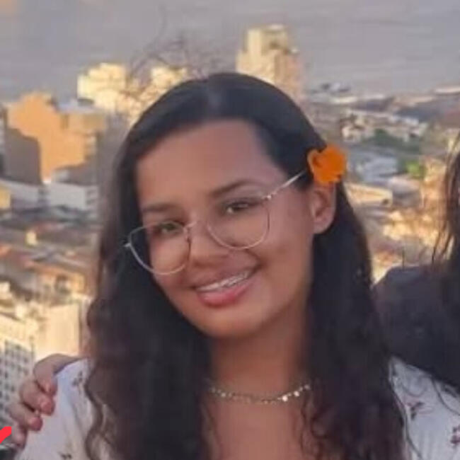 Babá em Guarujá: Mel