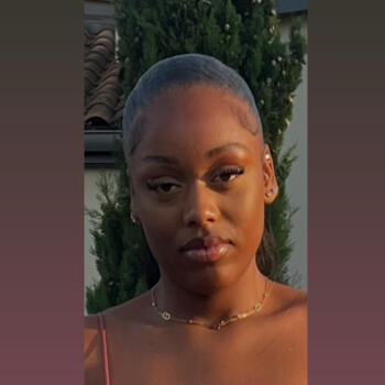 Babysitter in Asnières-sur-Seine: Kayliah