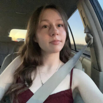 Babysitter in Portland: Lylah