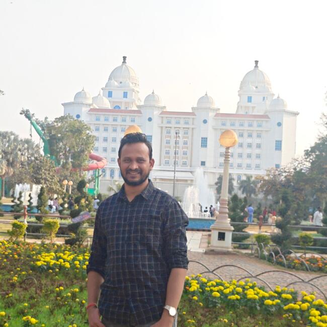 हैदराबाद में बेबीसिटिंग की नौकरी: Chandrakant