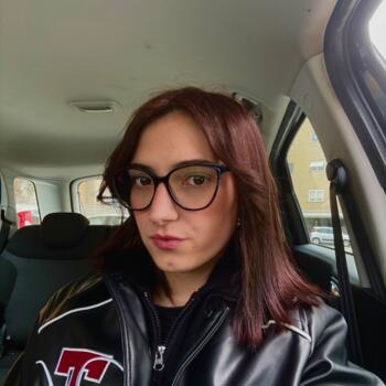 Babysitter Civitavecchia: Giulia