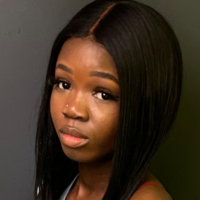 Babysitter in Cachan: Rihanna