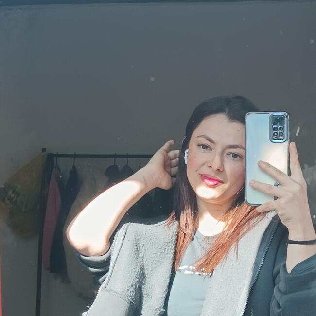 Denizli bölgesinde bebek bakıcısı: Beste