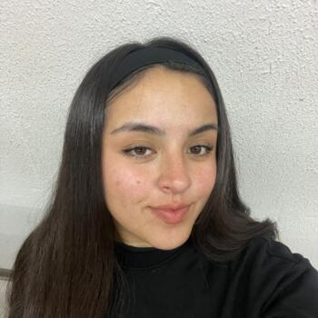 Babysitter in San Bernardo: Pia