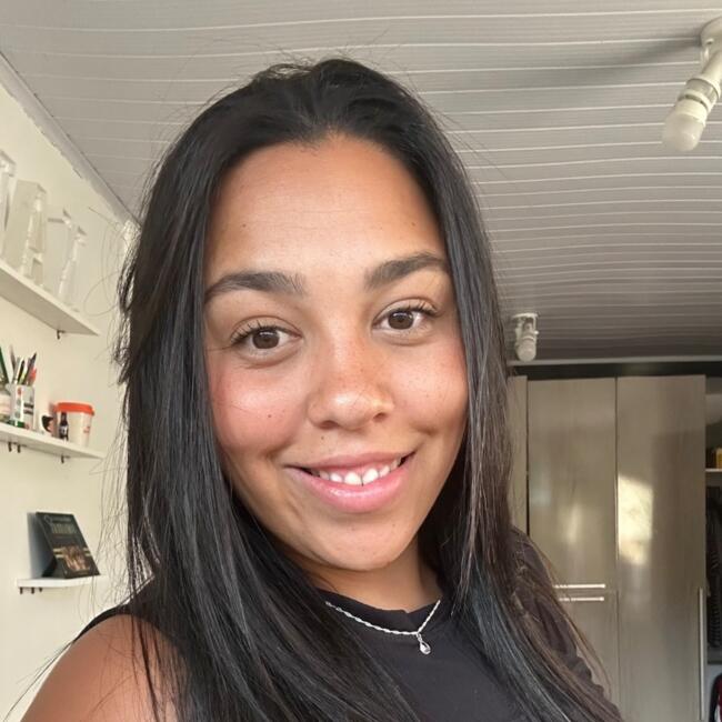 Babysitter in Rio Tinto: Maria Fernanda