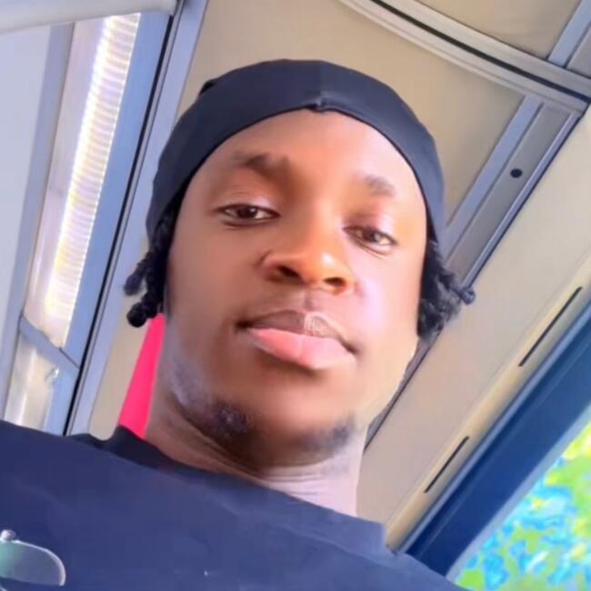 Babysitter in Milton Keynes: Hemmy