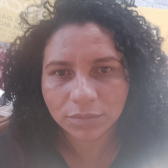 Emprego de babá em Horizonte: Fran
