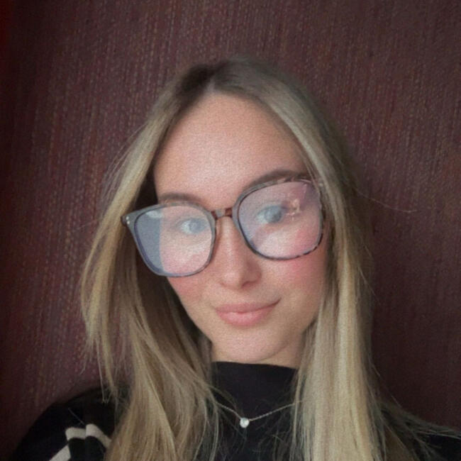 Babysitter in Charleroi: Mayline