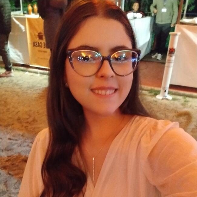 Babysitter in Belo Horizonte: Ana Clara