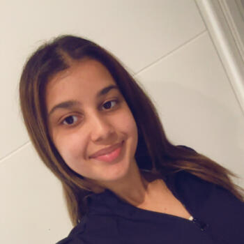 Babysitter in Malakoff: Alya