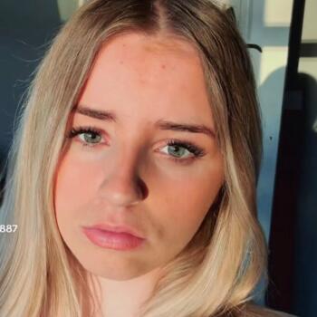 Babysitter in Harrow: Ella